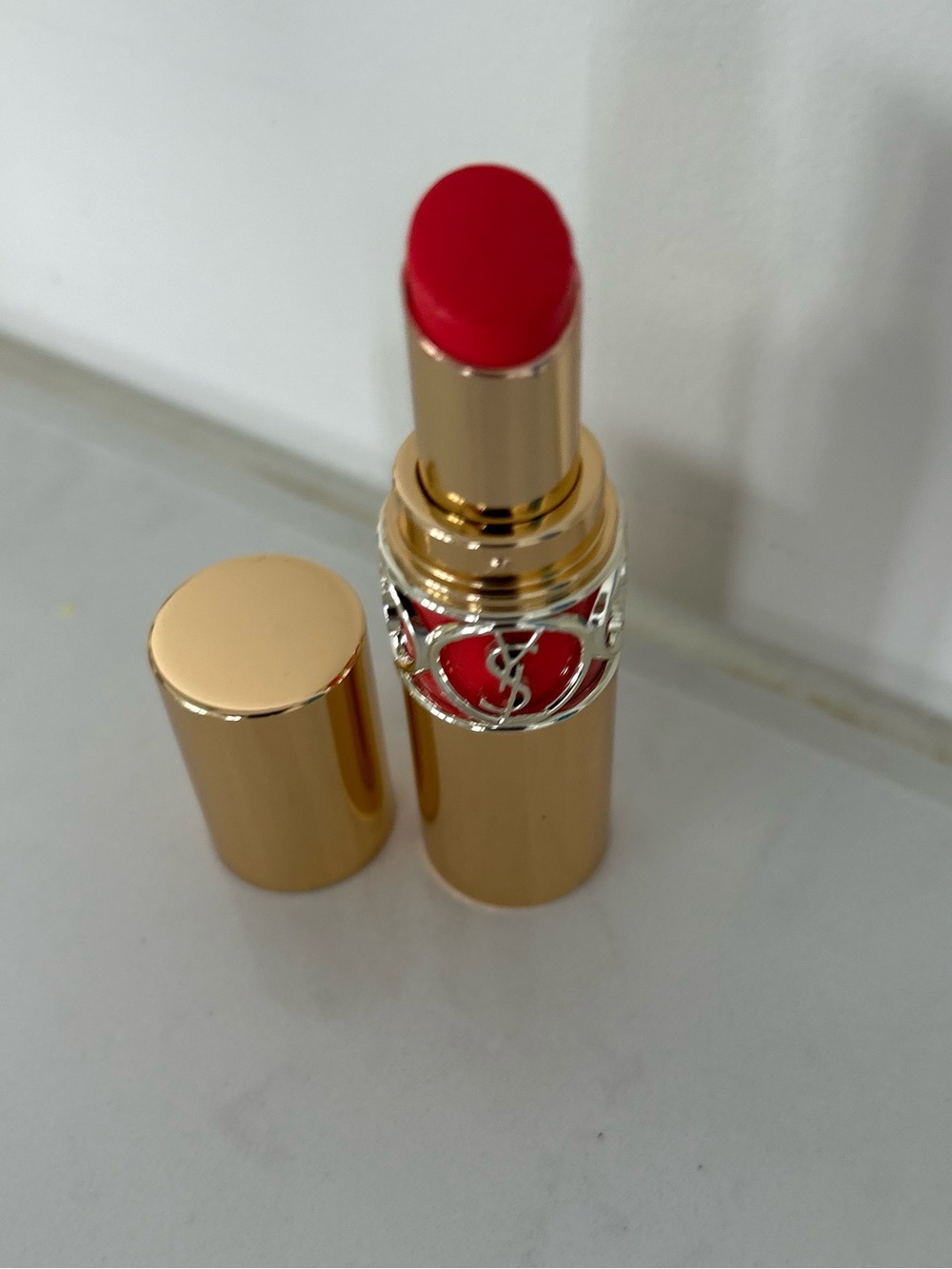 Yves Saint Laurent- Rouge Volupte Shine - 163